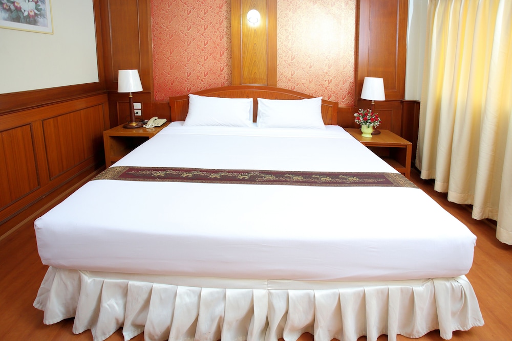 Pj Watergate Hotel 18/65