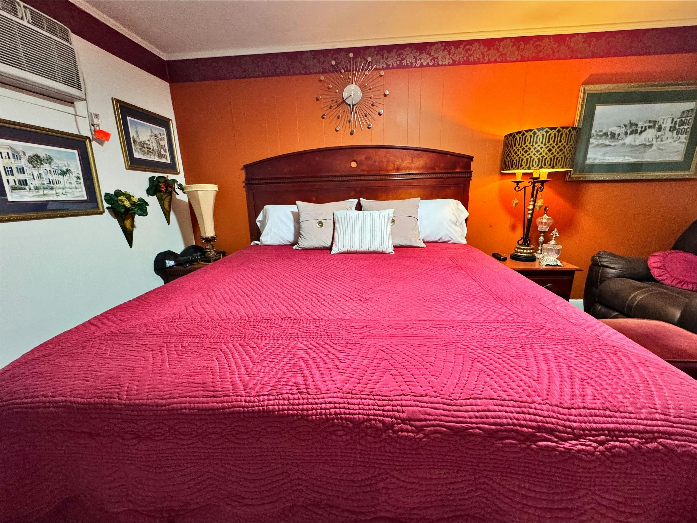 Chesterfield Hotel by OYO Hwy 9 28/55