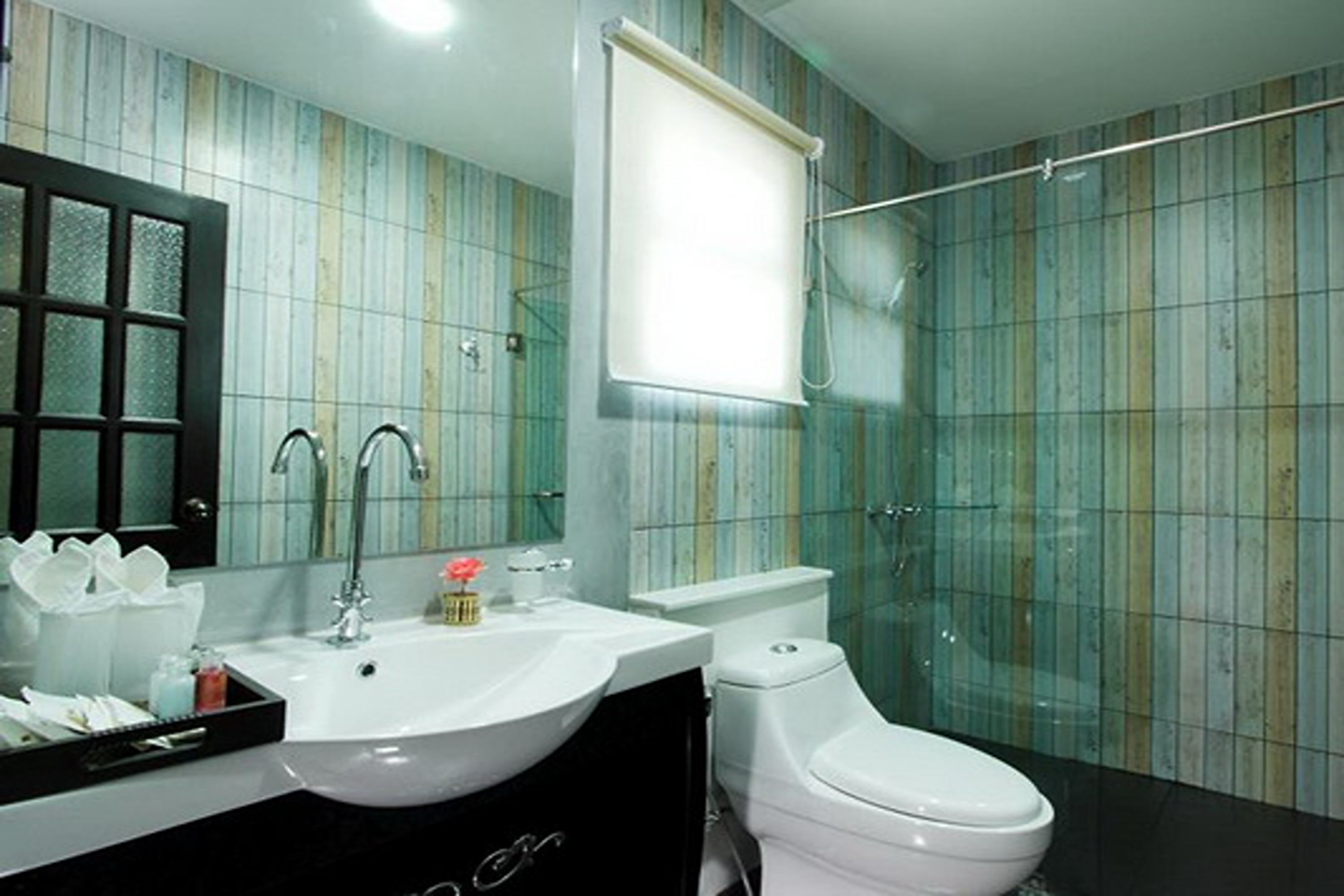 جناح جونيور، Baan Phuanda Phuket 6/7