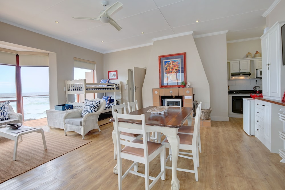 Oppiesee Selfcatering Apartments 17/50