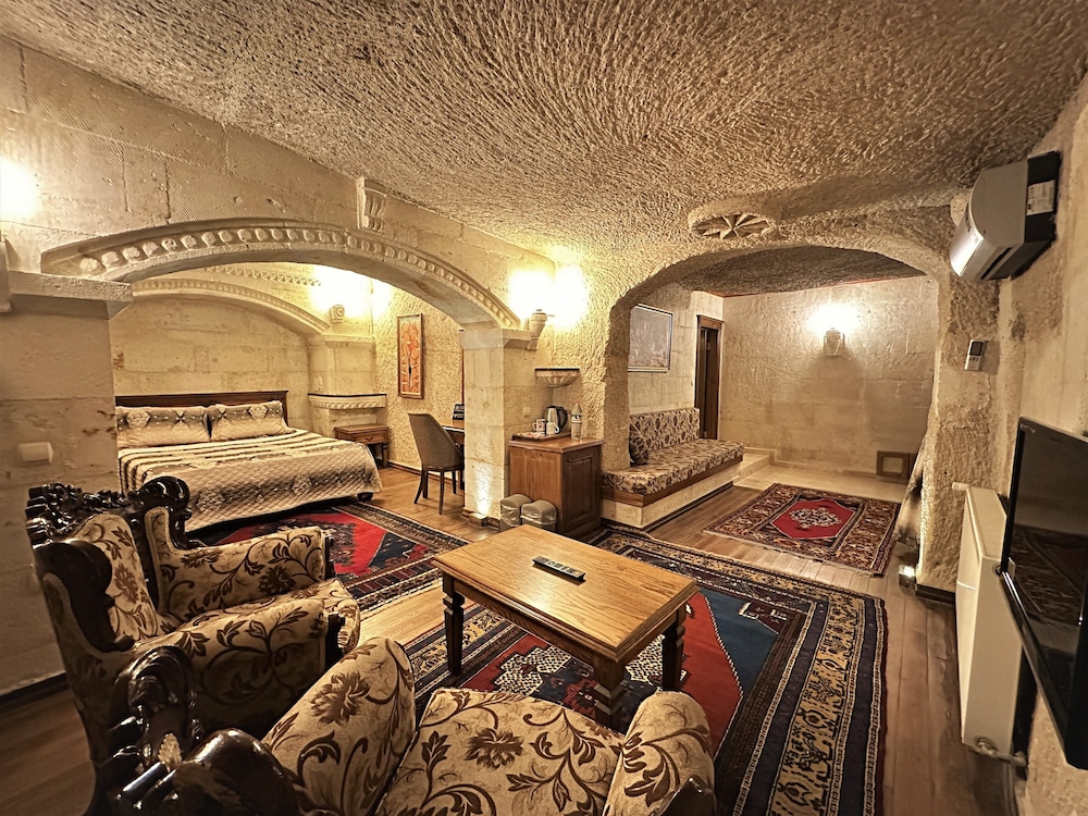 Stone House Cave 49/65