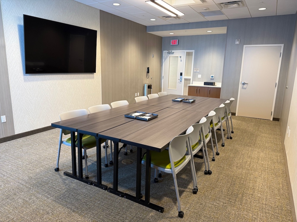 SpringHill Suites Fargo 30/42