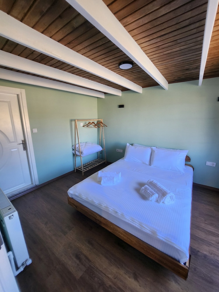 Mayan Bungalows 7/42