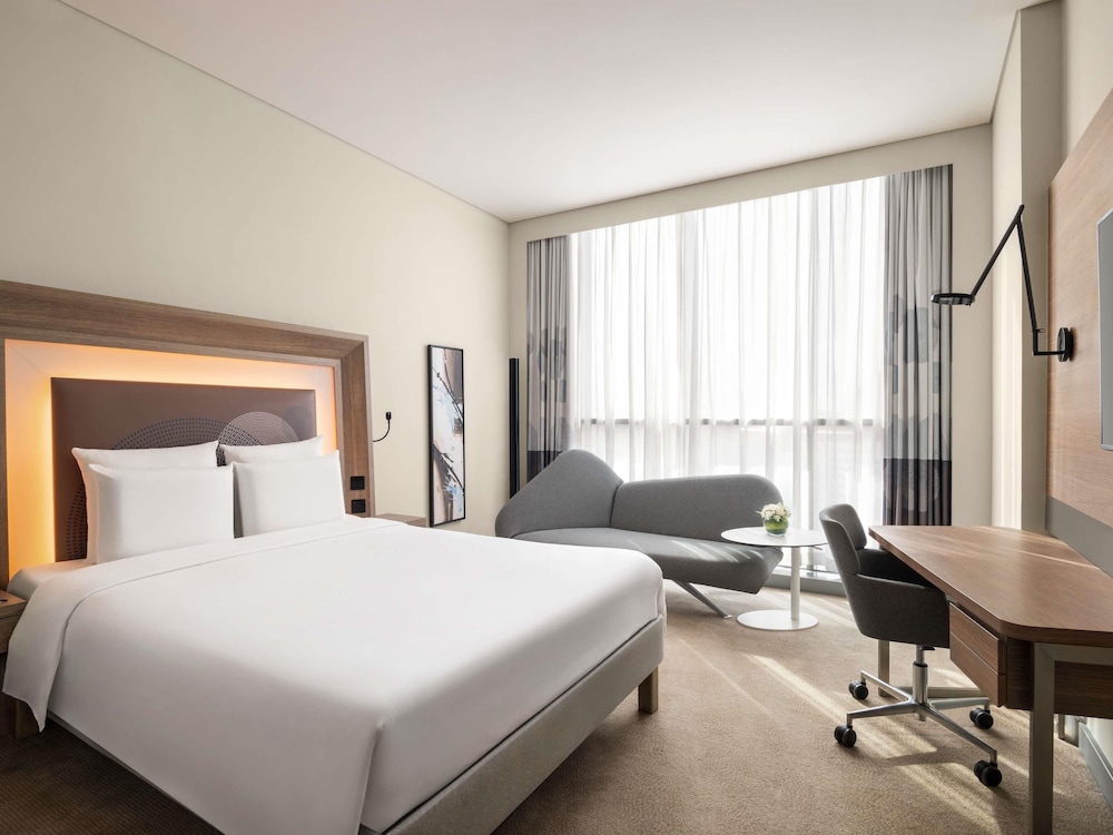 Novotel Bur Dubai 18/48