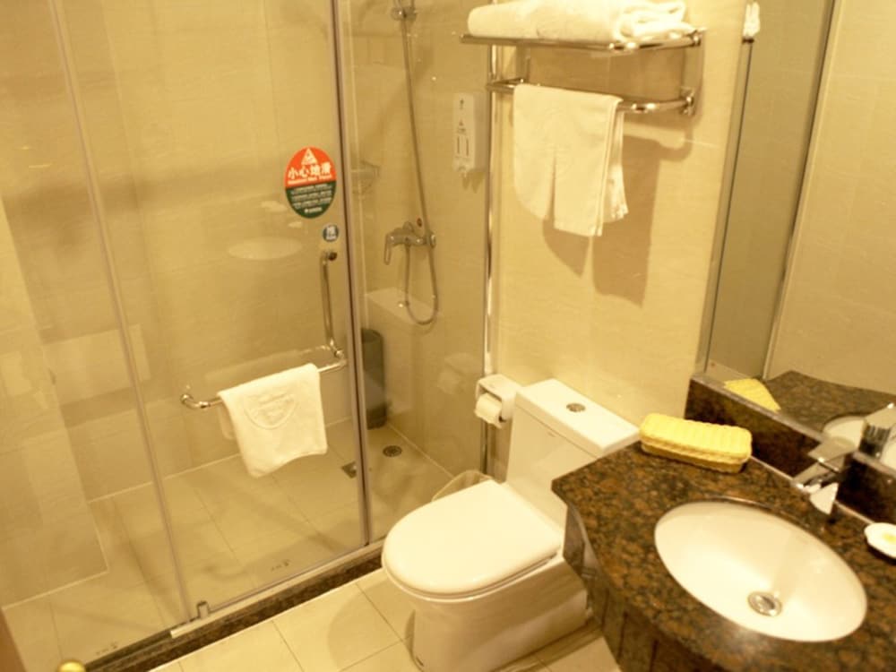 Greentree Inn Zhenjiang Gaotie Wanda Square Express Hotel 26/26