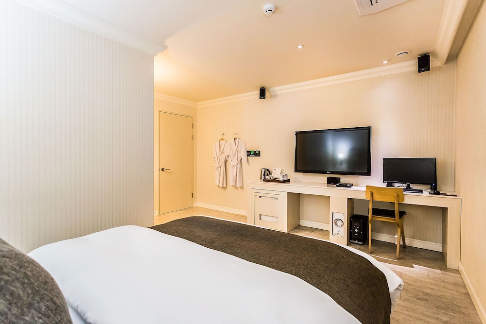 Jbis Hotel 5/46