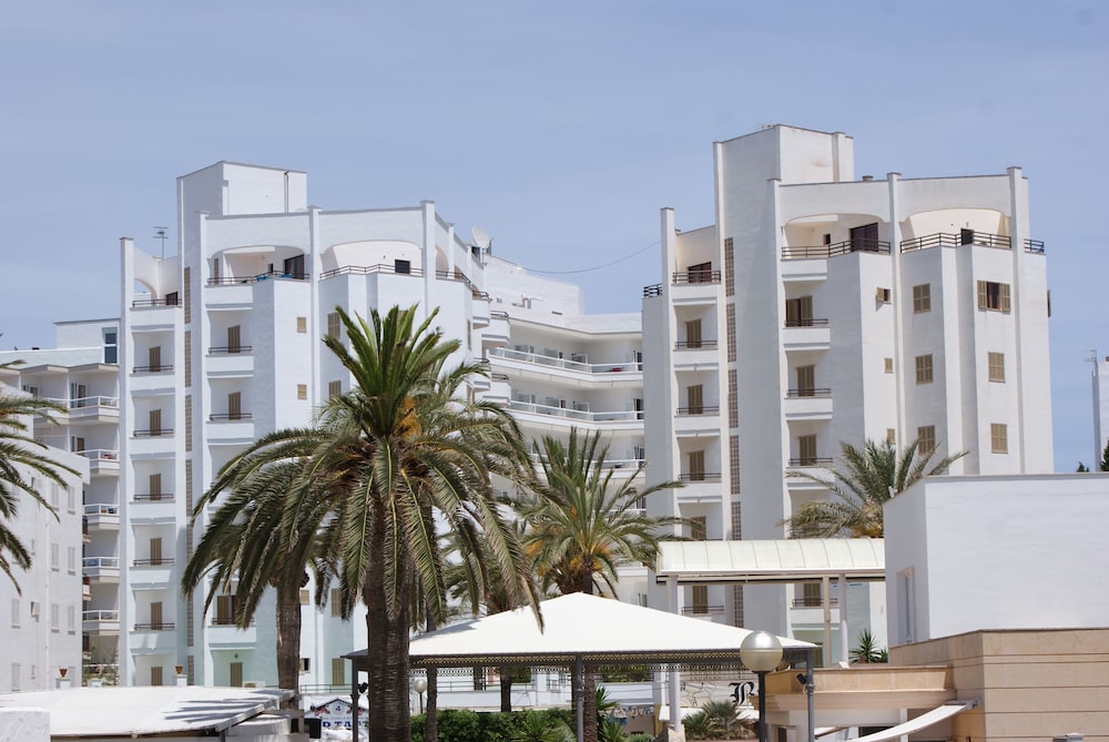 R2 Cala Millor Beach Apartment 7/50