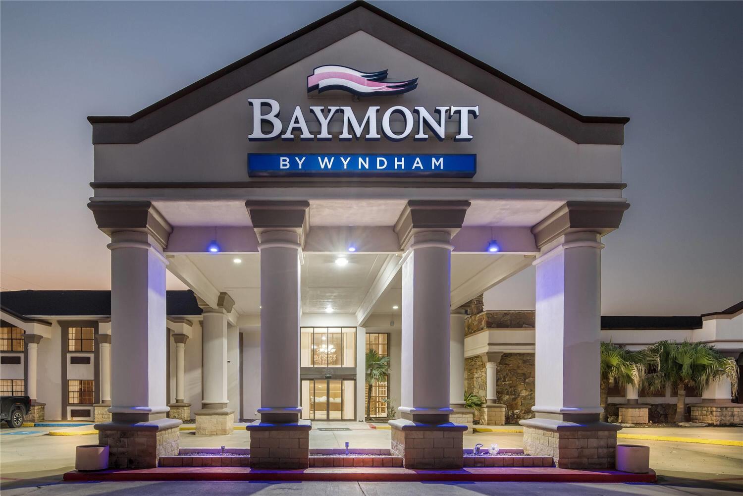 Baymont By Wyndham Port Arthur 2/31
