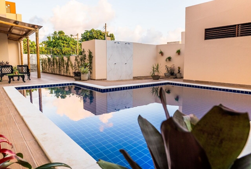 Hotel Rochedo 47/50