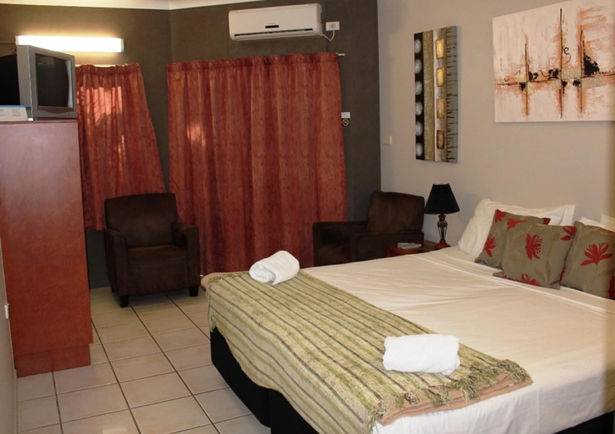 Resort, Suite, King Bed