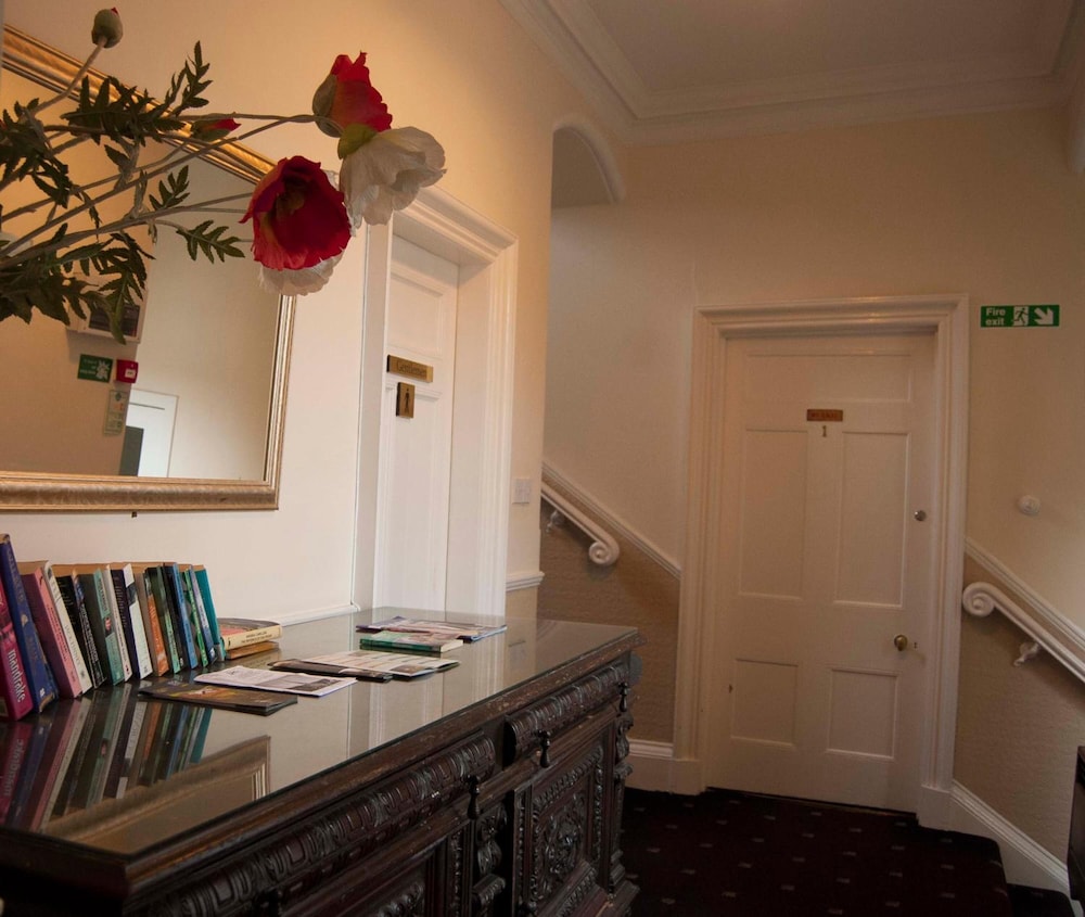 Dalgair House Hotel 11/50