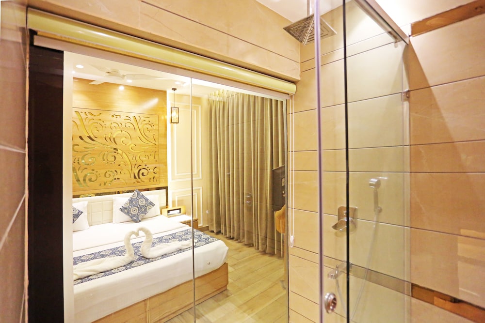 غرفة ديلوكس بسرير كينج، The Jrd Luxury Botique Hotel 8/8