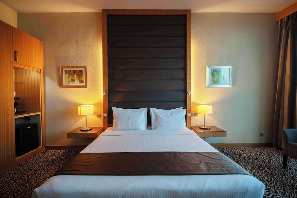 Executive, Suite, King Bed, Lagoon View