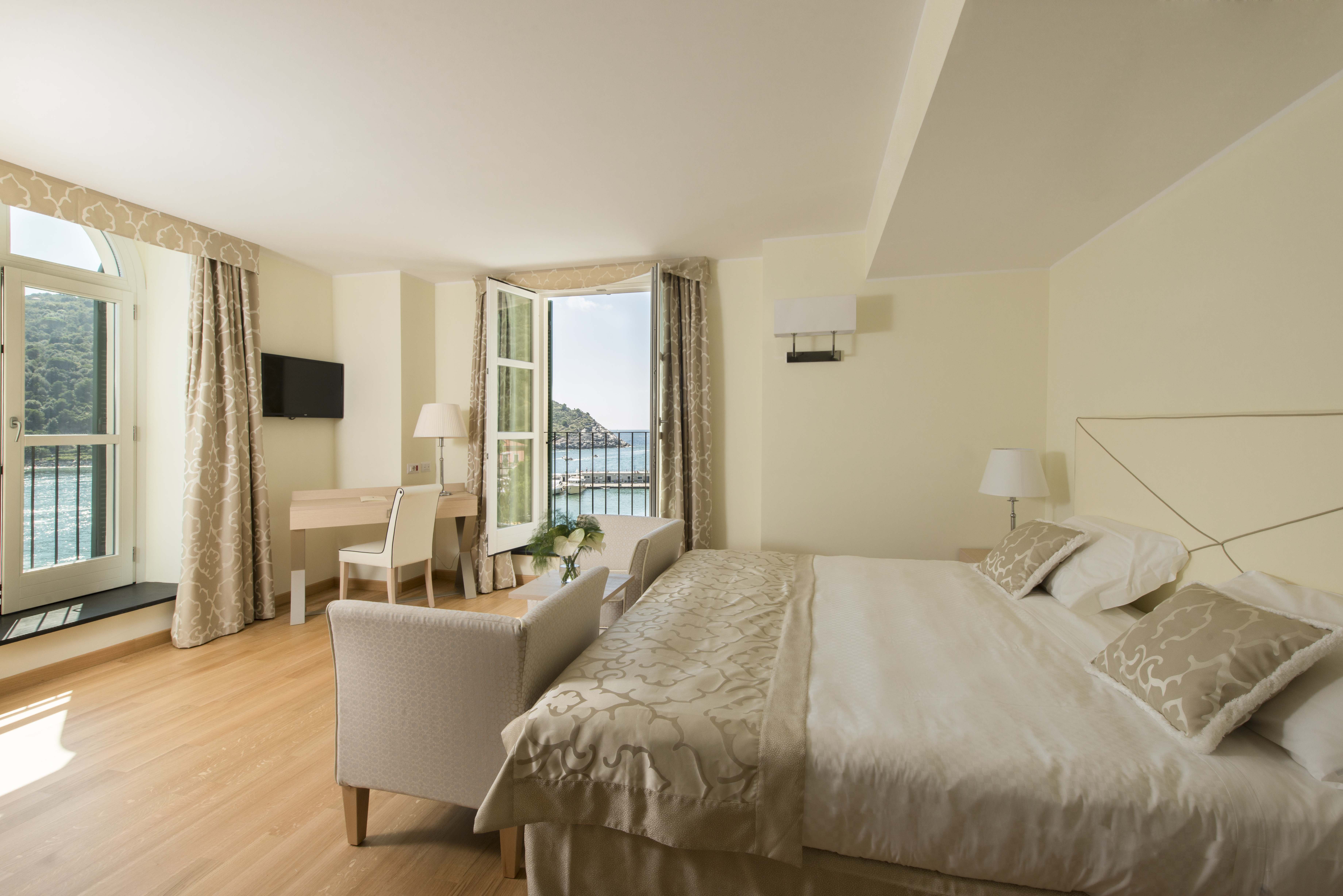 rooms