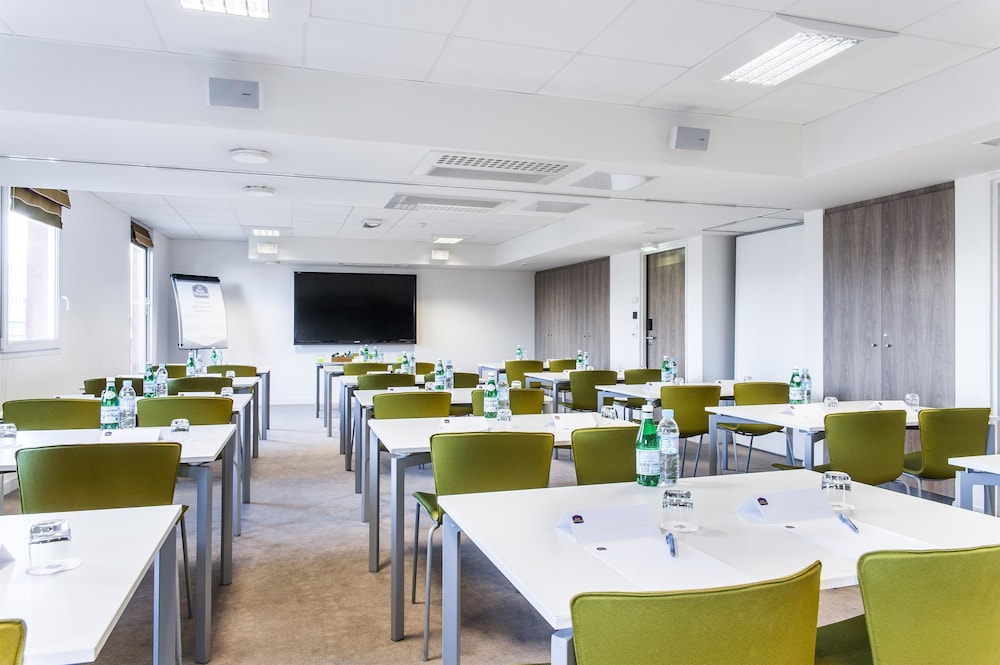 Best Western Plus Paris Velizy 50/54