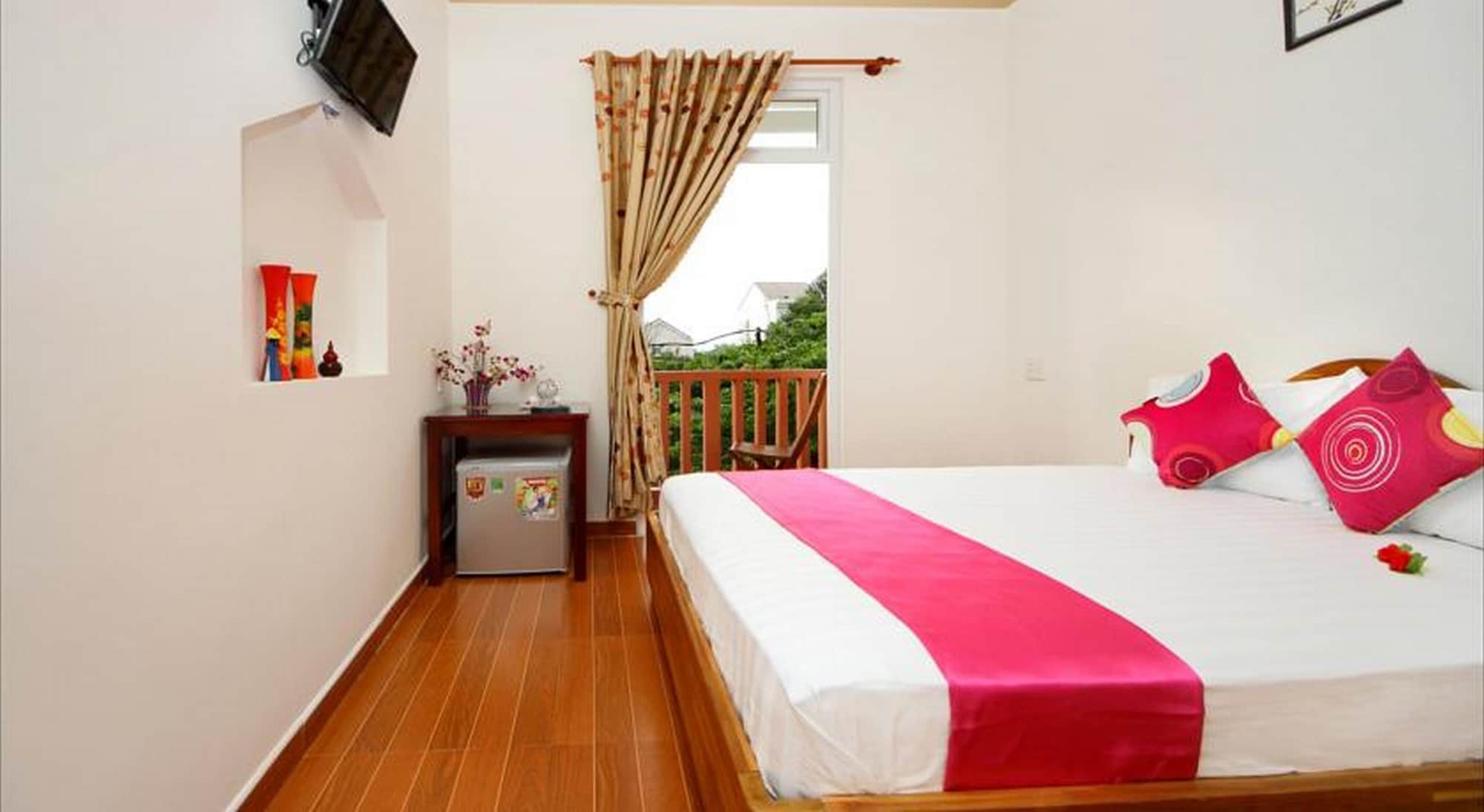 STANDARD, DOUBLE BED