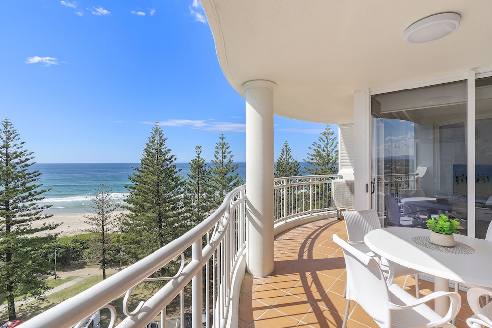 ULTIQA Burleigh Mediterranean Resort 40/65