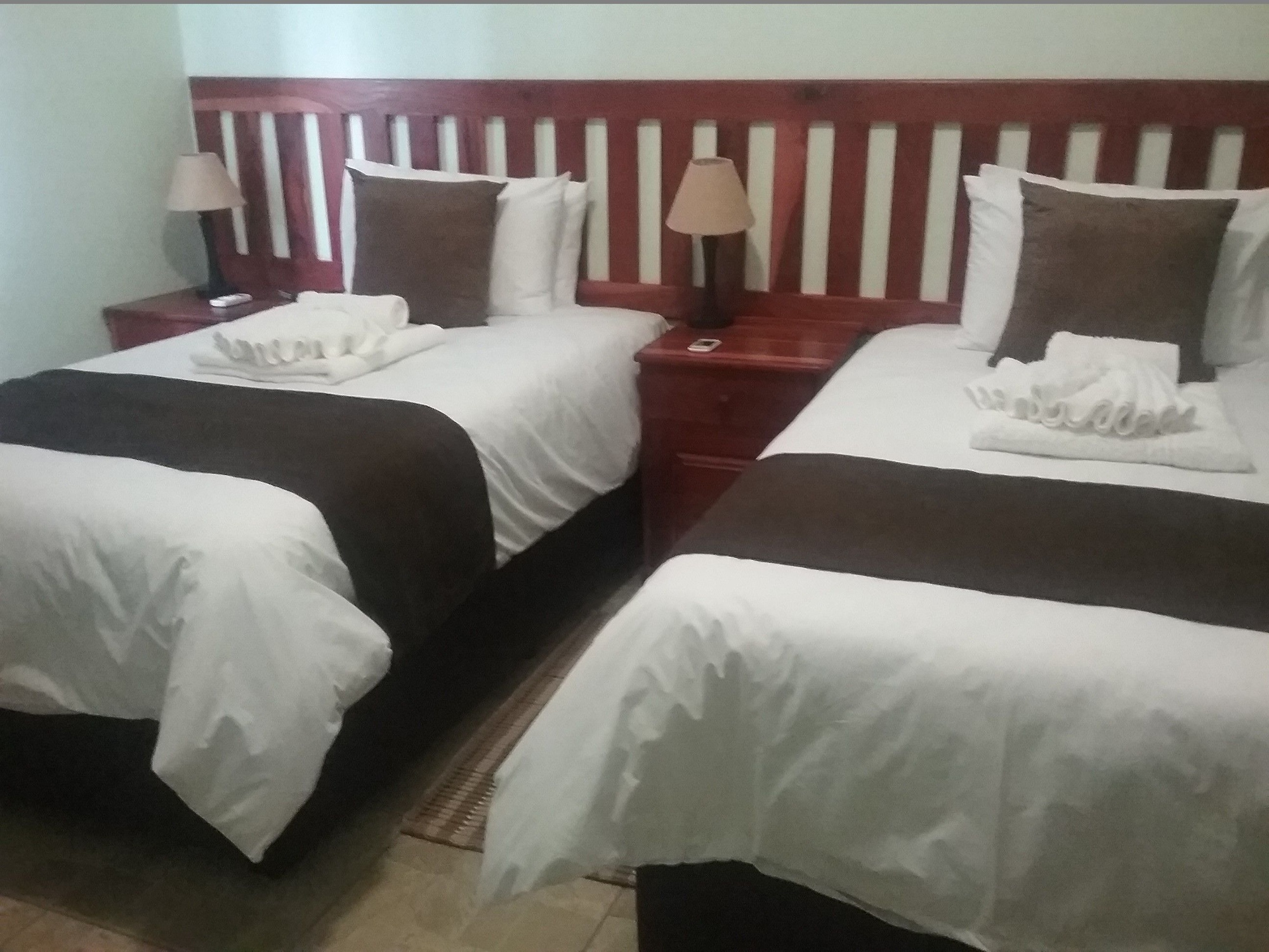 شقة بسريرين منفصلين بغرفة نوم واحدة، Masikiro Self-Catering Units 4/10