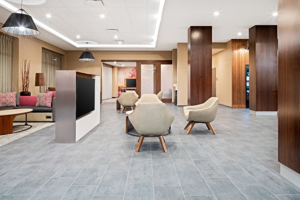Courtyard by Marriott Houston Northeast 6/32