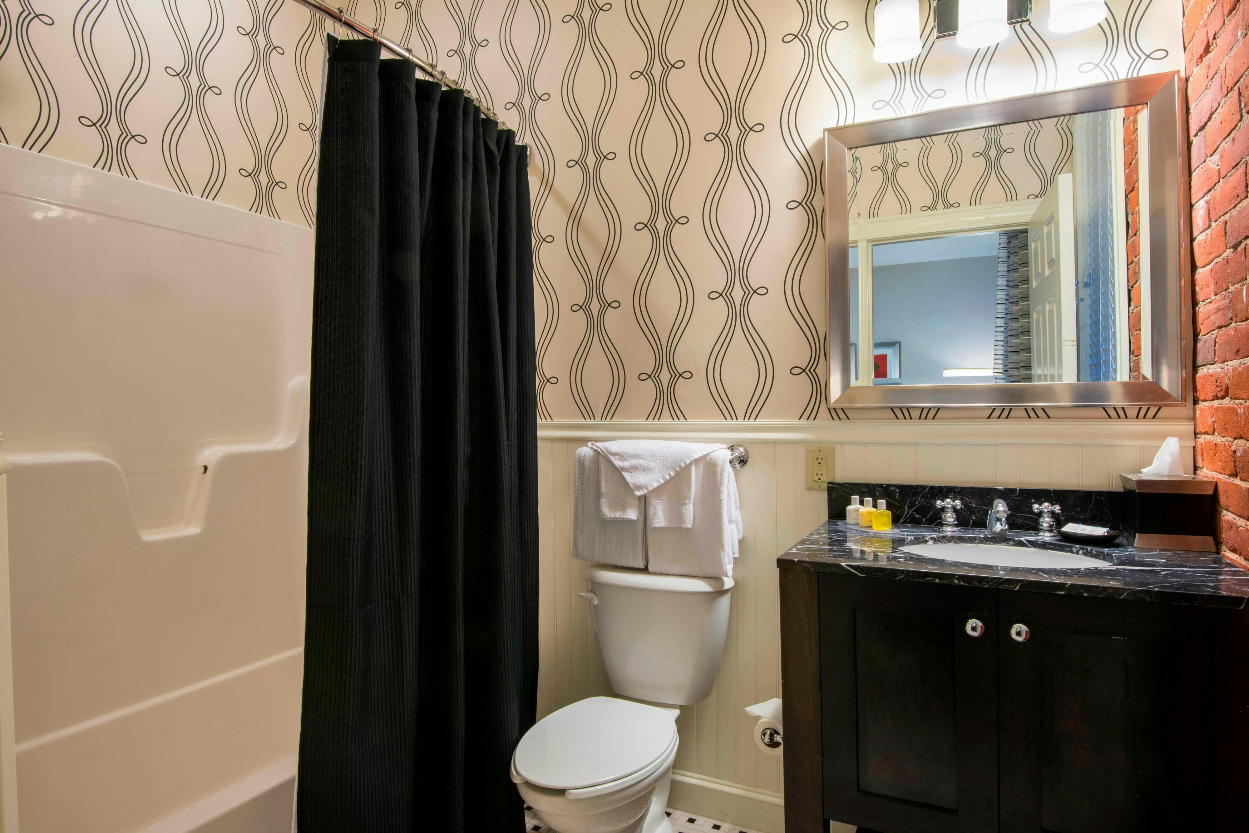 غرفة بسرير كينج، Fairfield Inn Suites By Marriott Keene Downtown 3/3