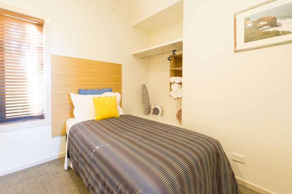 Sandpiper Motel 20/50
