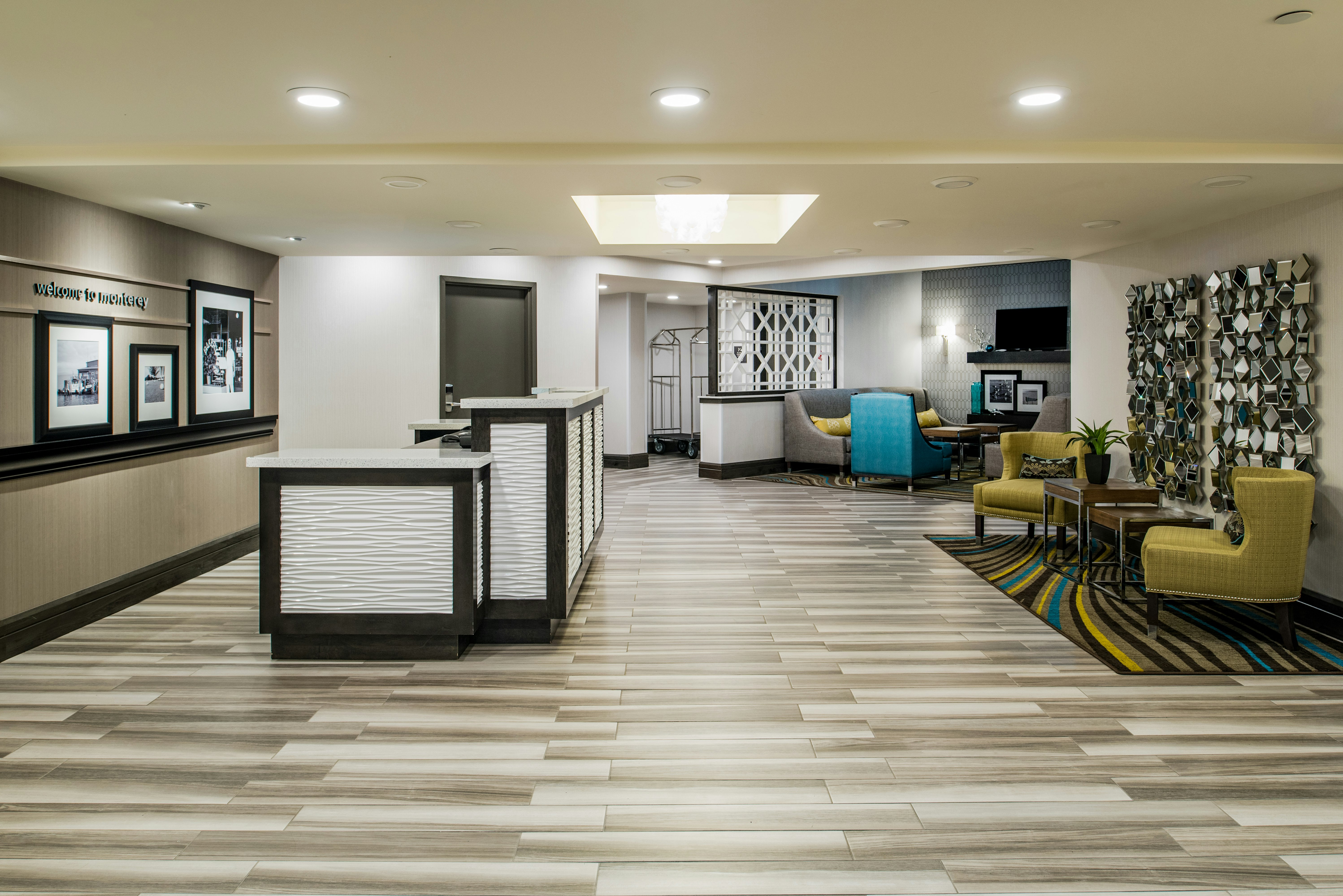 Hampton Inn Monterey 30/42