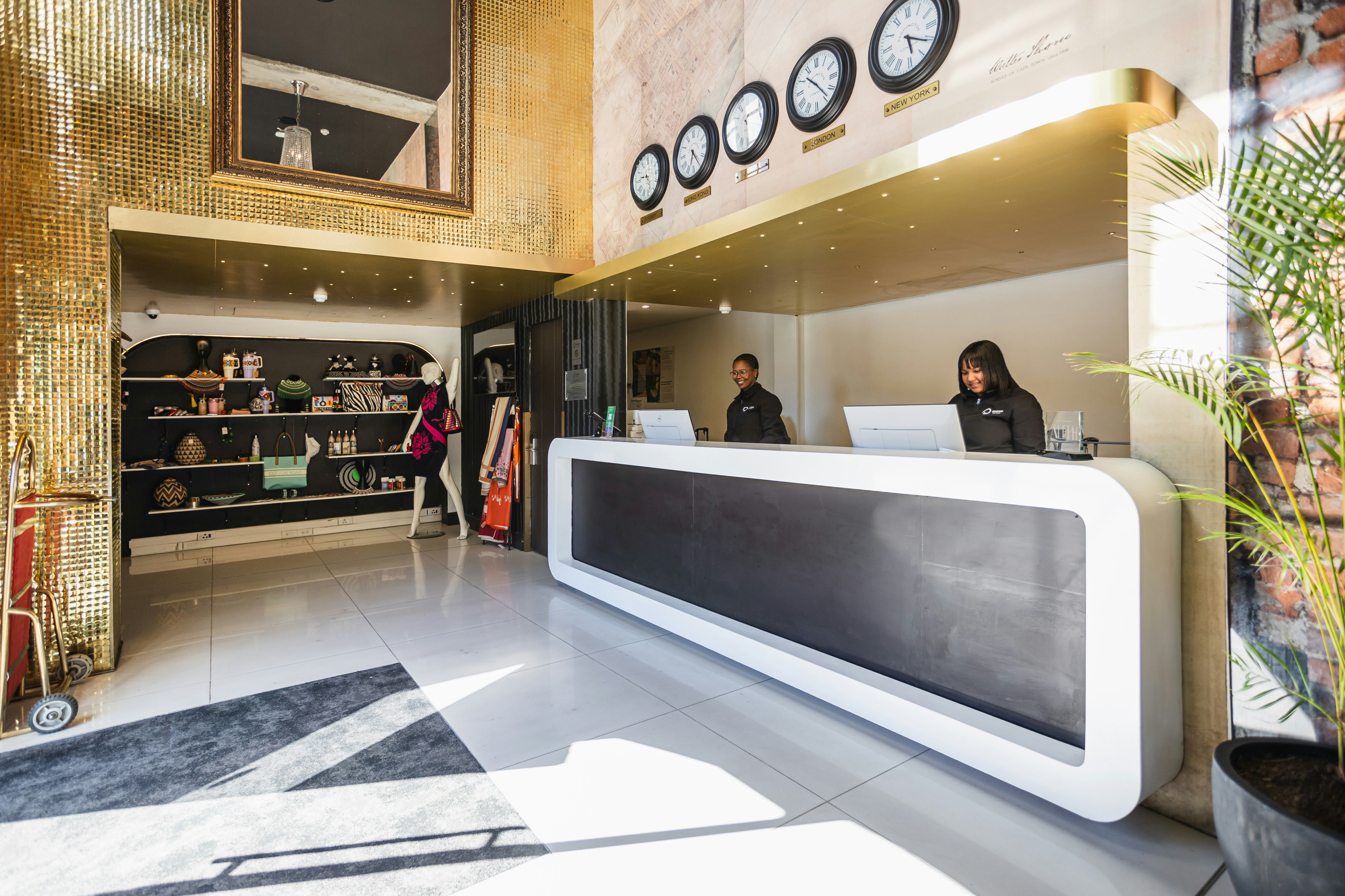 Signature Lux Hotel By Onomo Waterfront 12/79