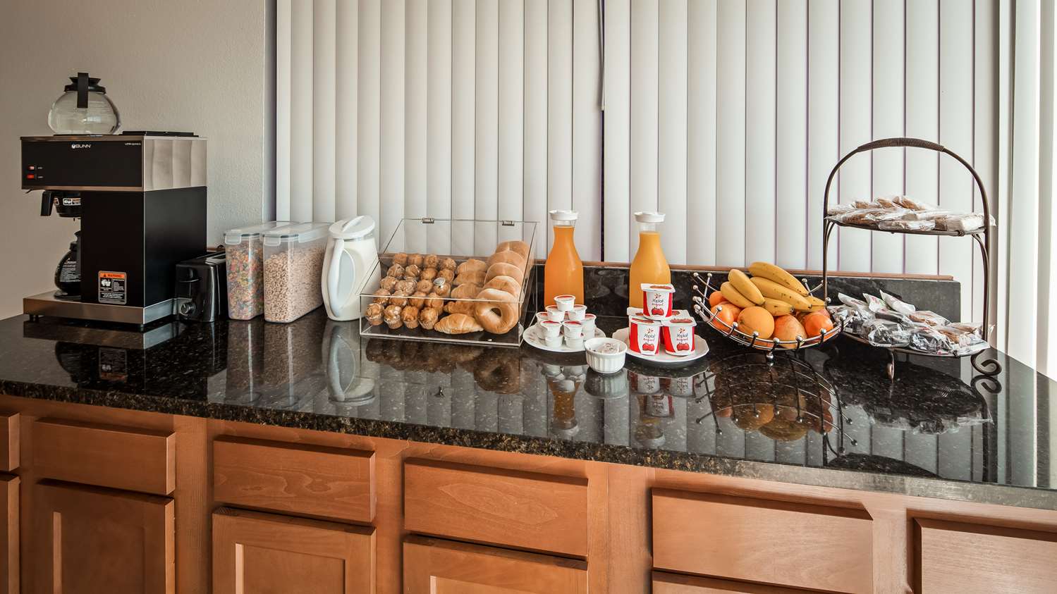 SureStay Hotel by Best Western Findlay 30/33