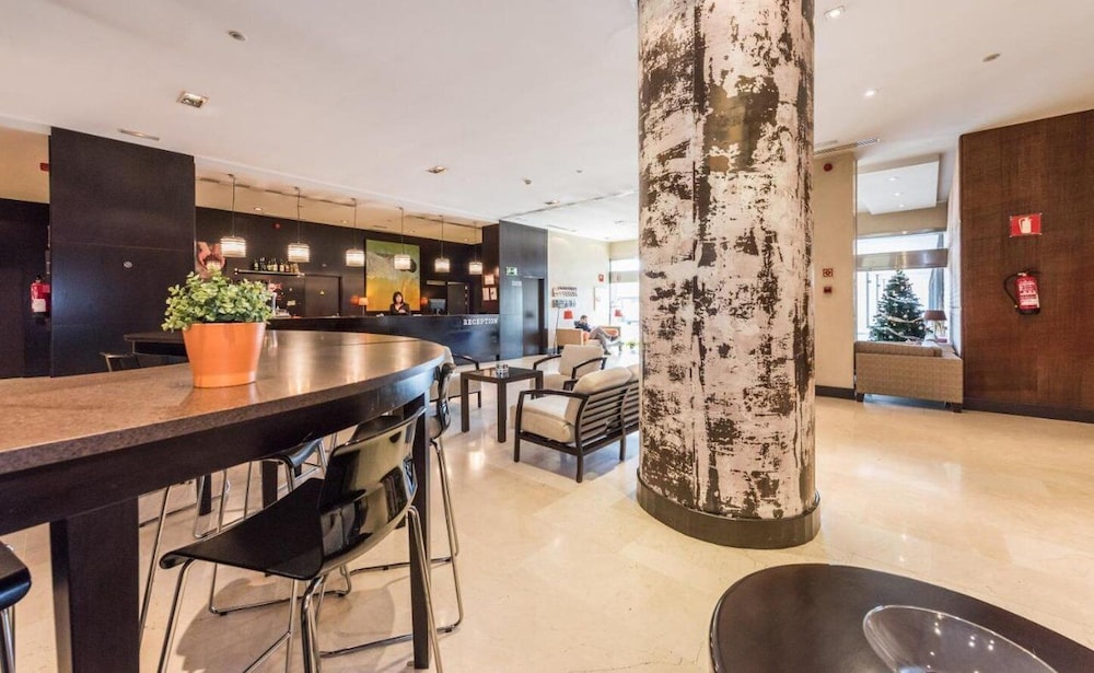 Mercader Hotel 35/50