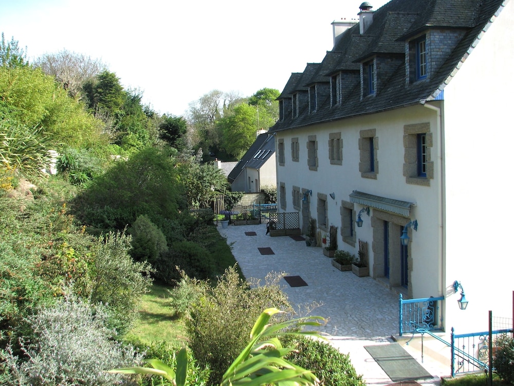 HOTEL DE LA CORNICHE 22/29