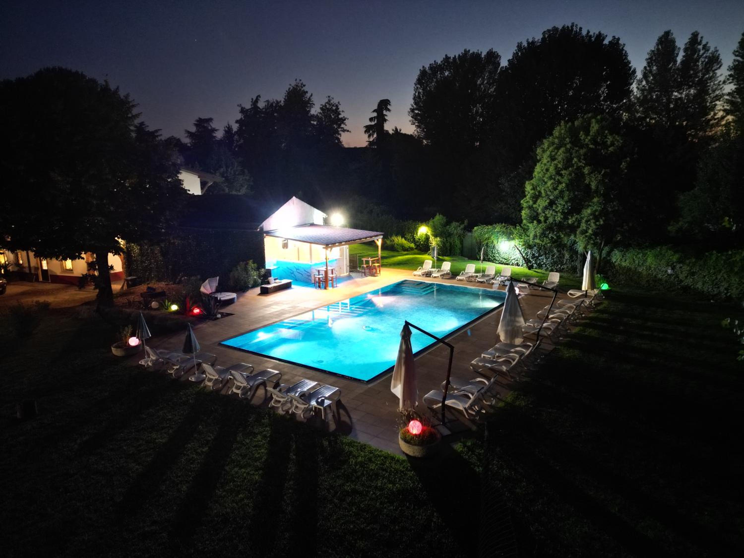 Villa Vitti's - Verona est 23/27