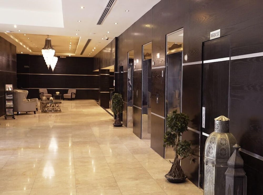 Al Manzil Hotel Bahrain 8/79