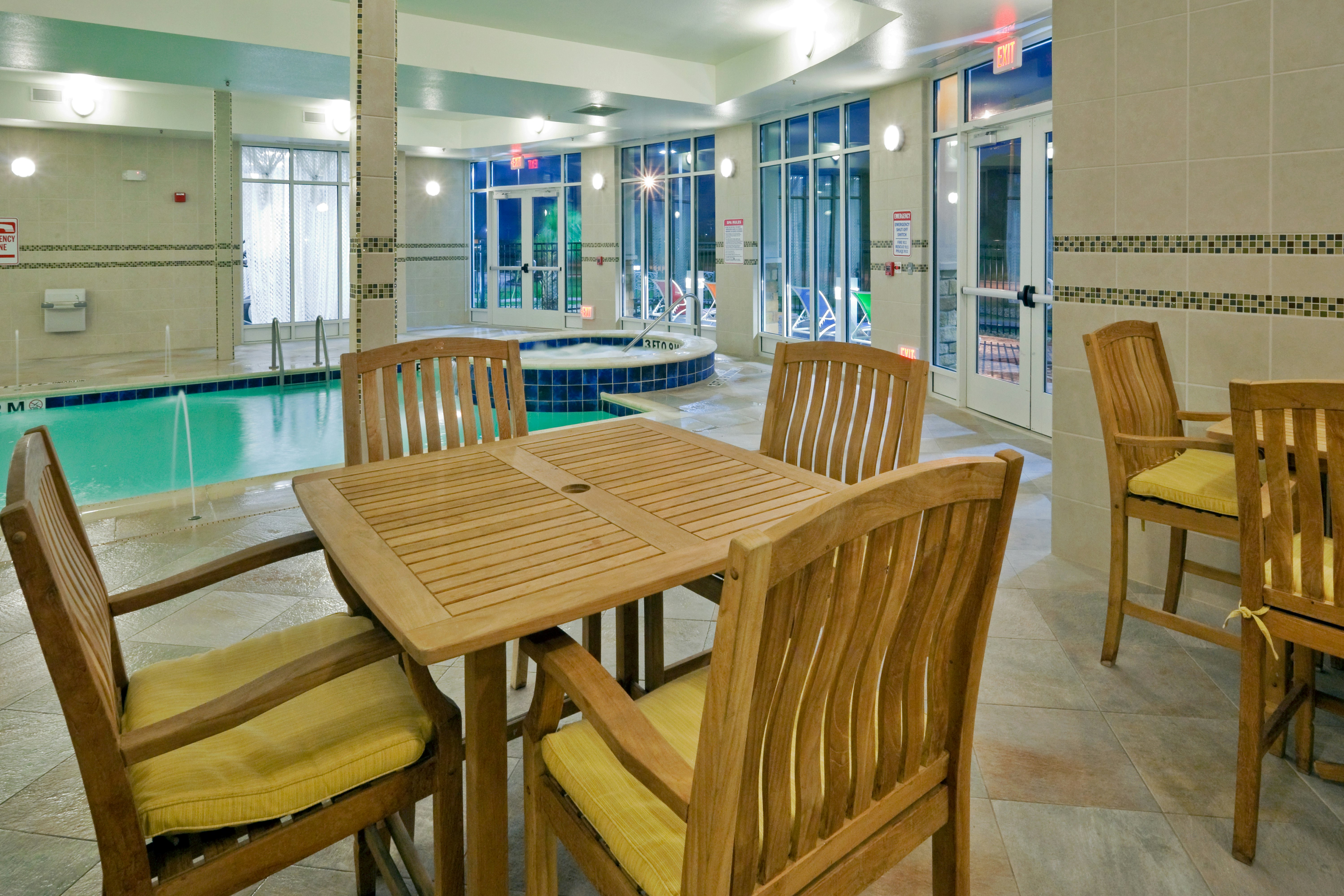 Holiday Inn Hotel And Suites Waco Northwest 37/59