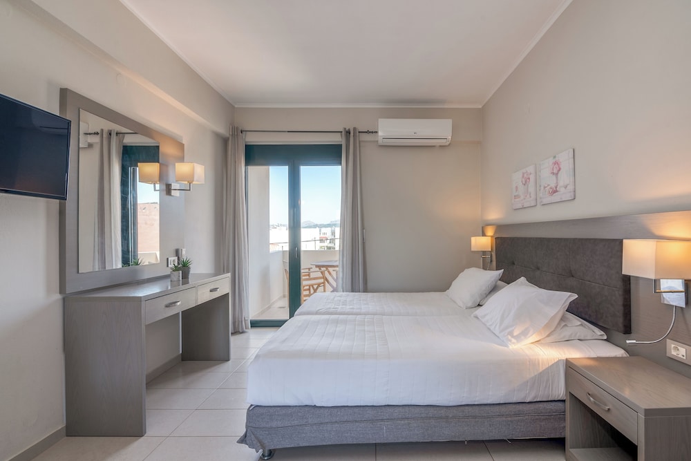 CHRISTINA BEACH HOTEL 16/65
