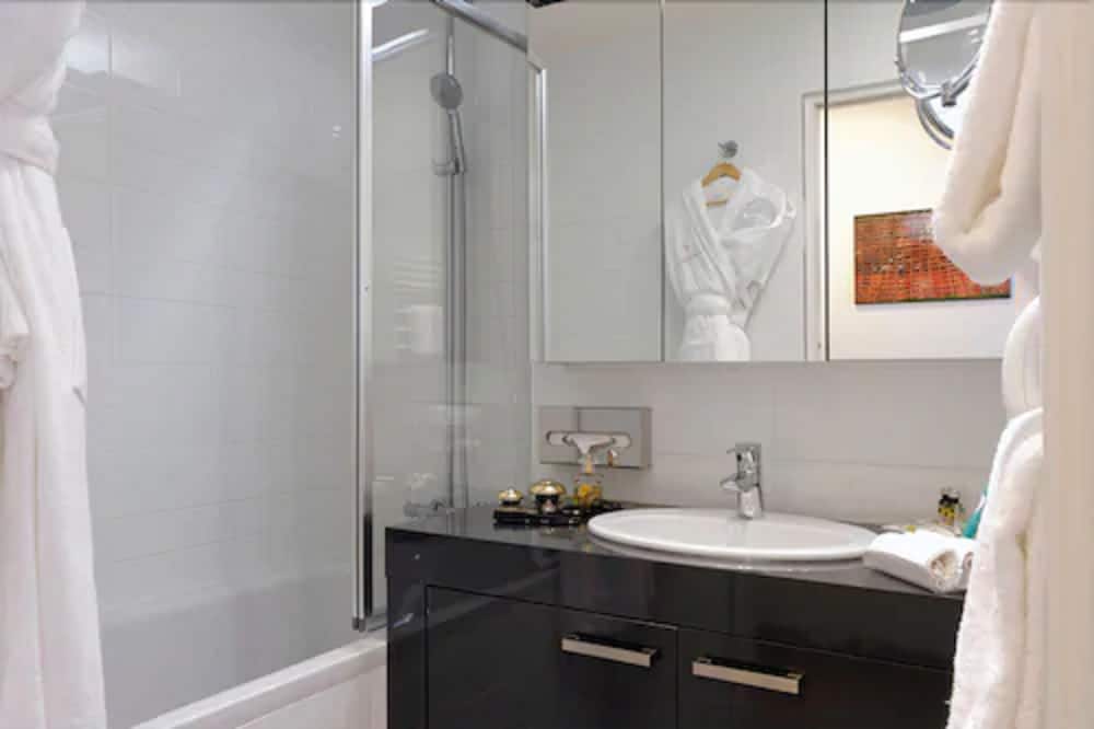 3 BEDROOMS, DUPLEX, APARTMENT