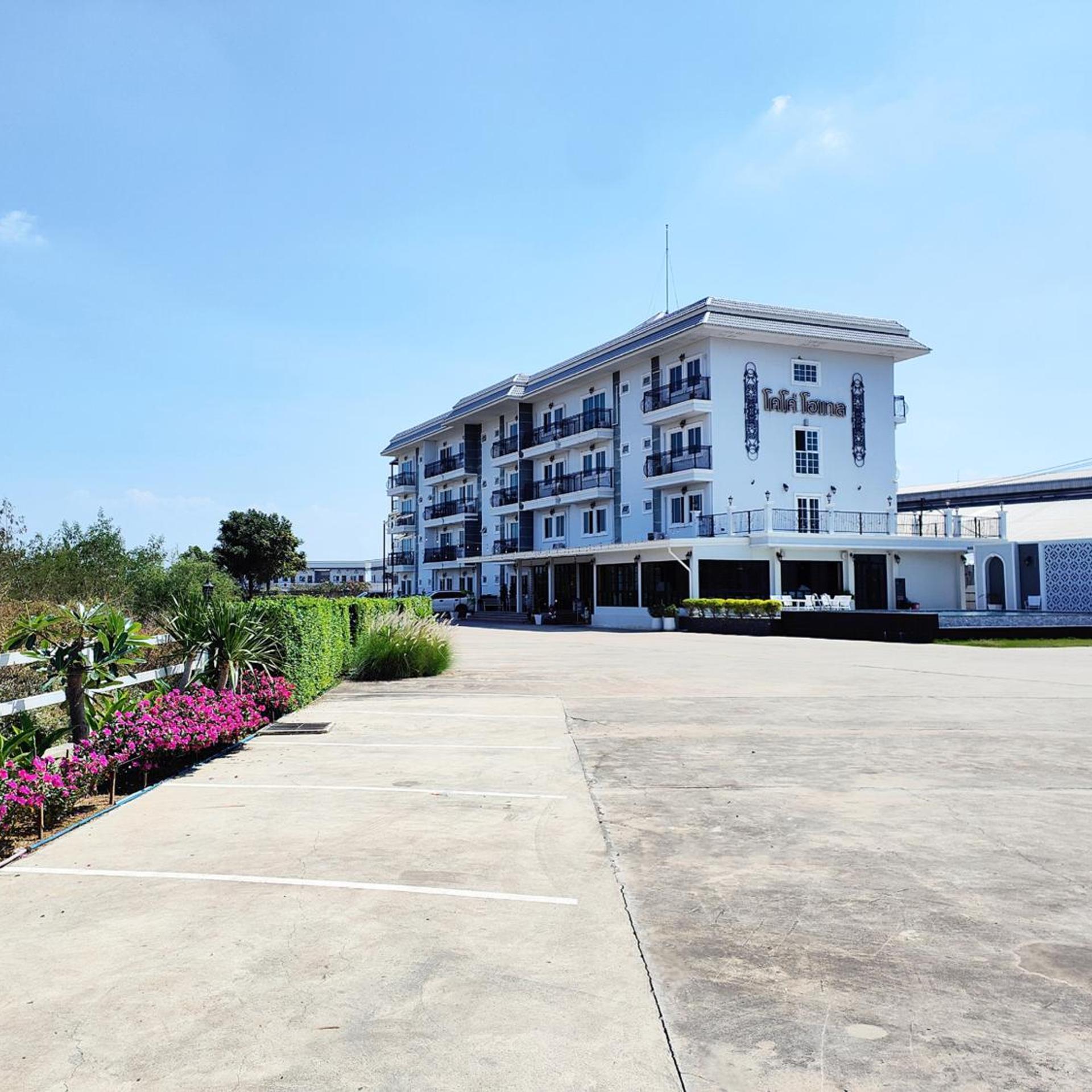 Koco Hotel 53/56