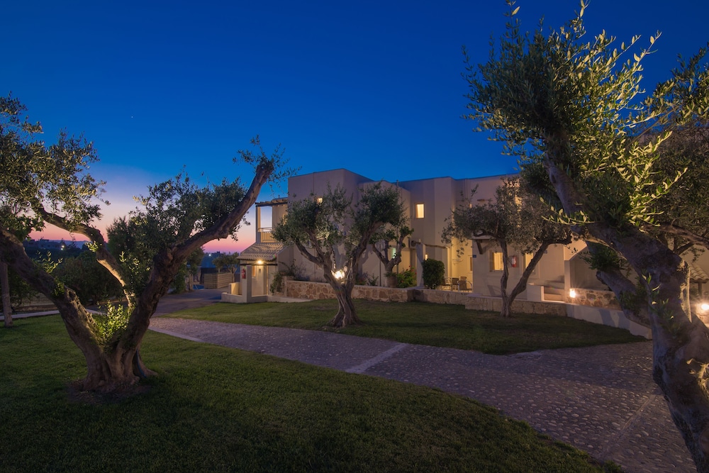 Ourania Apartments in HERSONISSOS