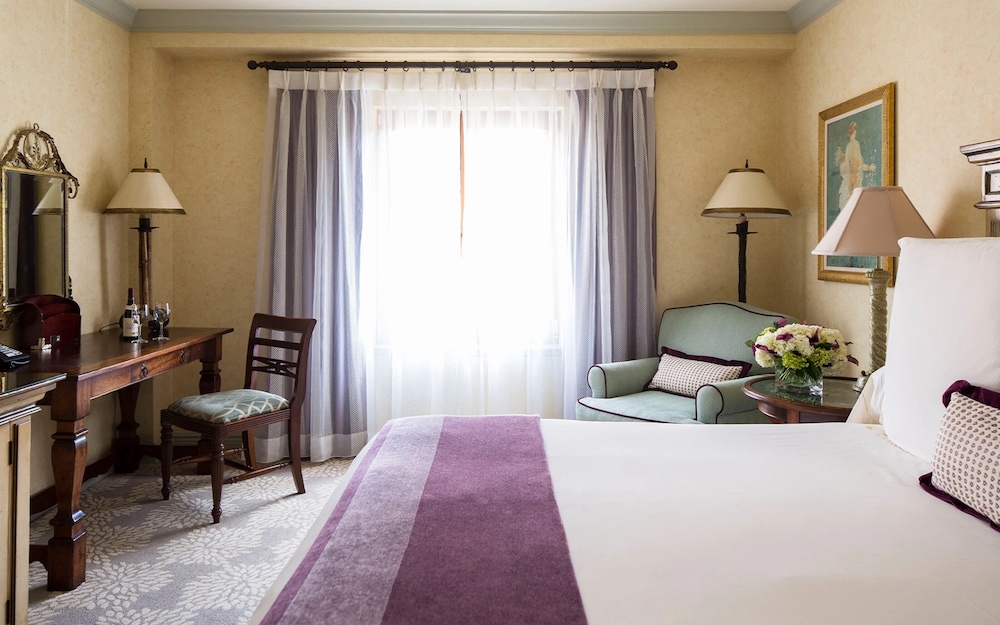 Deluxe, King Bed, Town View, City View, Accessible، Delamar Greenwich Harbor 4/7