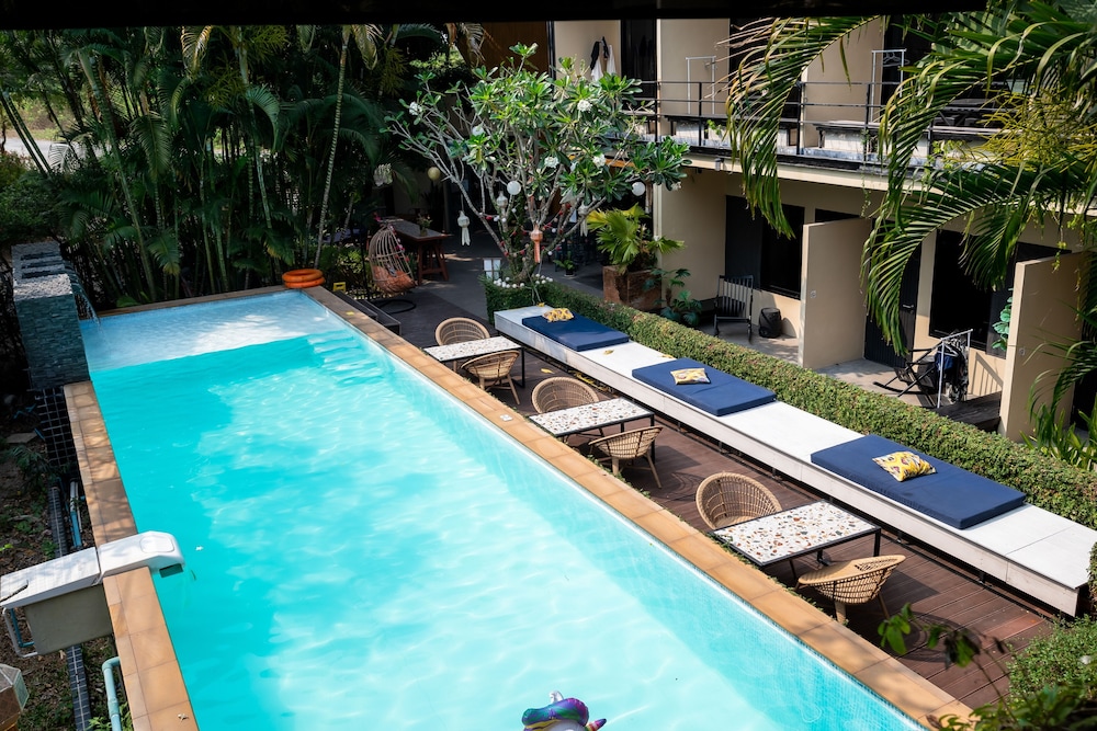 Cool Downs Resort 72/73