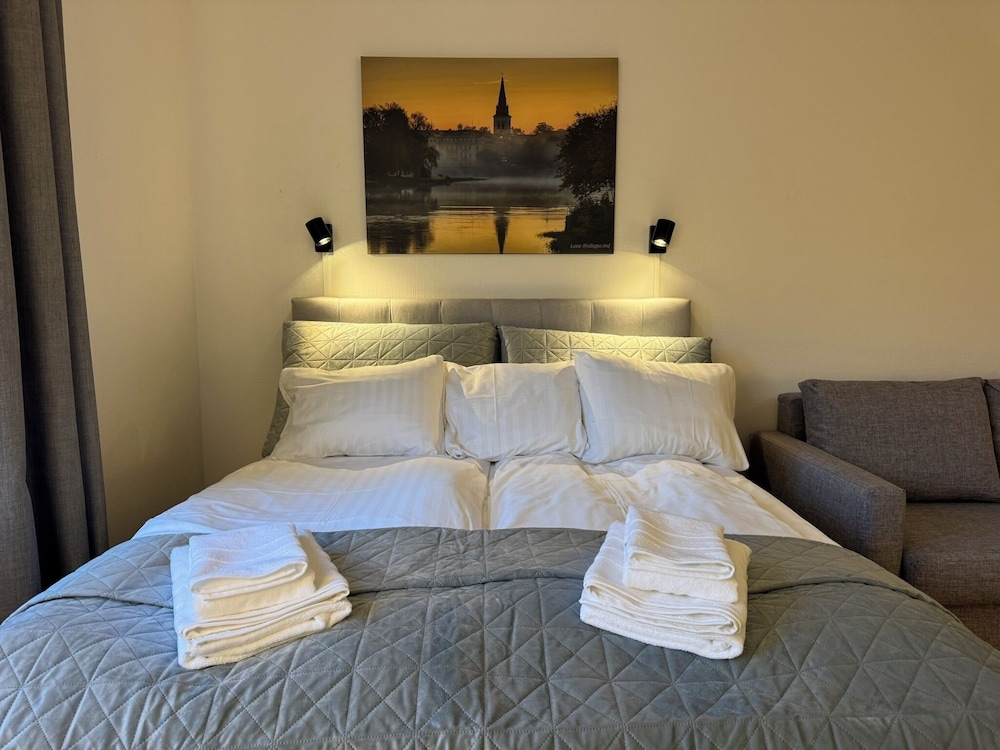 Solsta Hotell 15/42