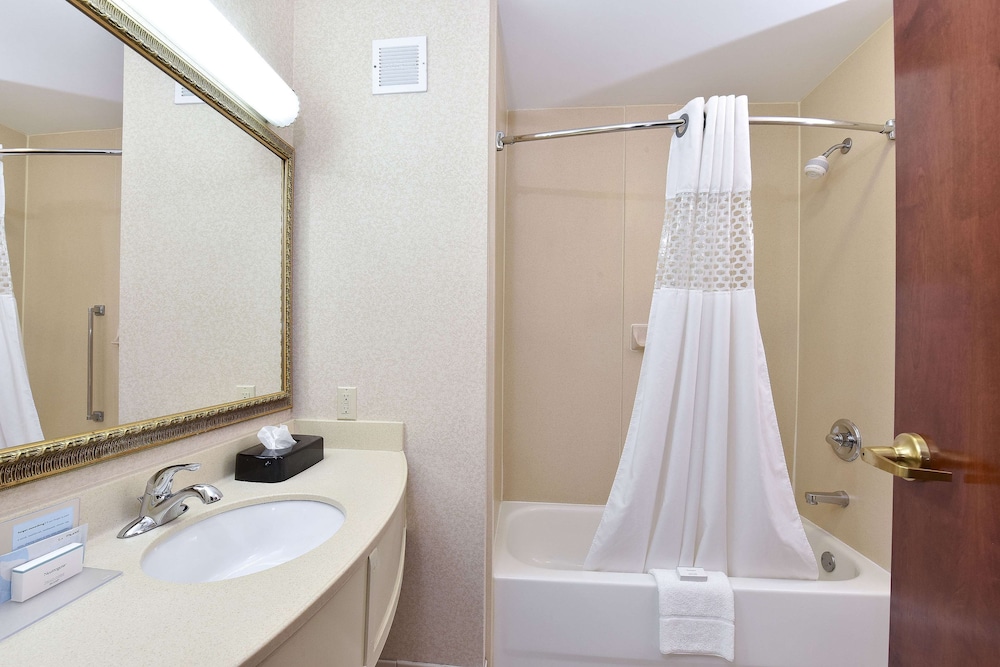 Hampton Inn Selma 16/42