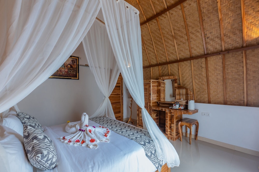 Penida Sunset Ocean View Bungalows 23/59