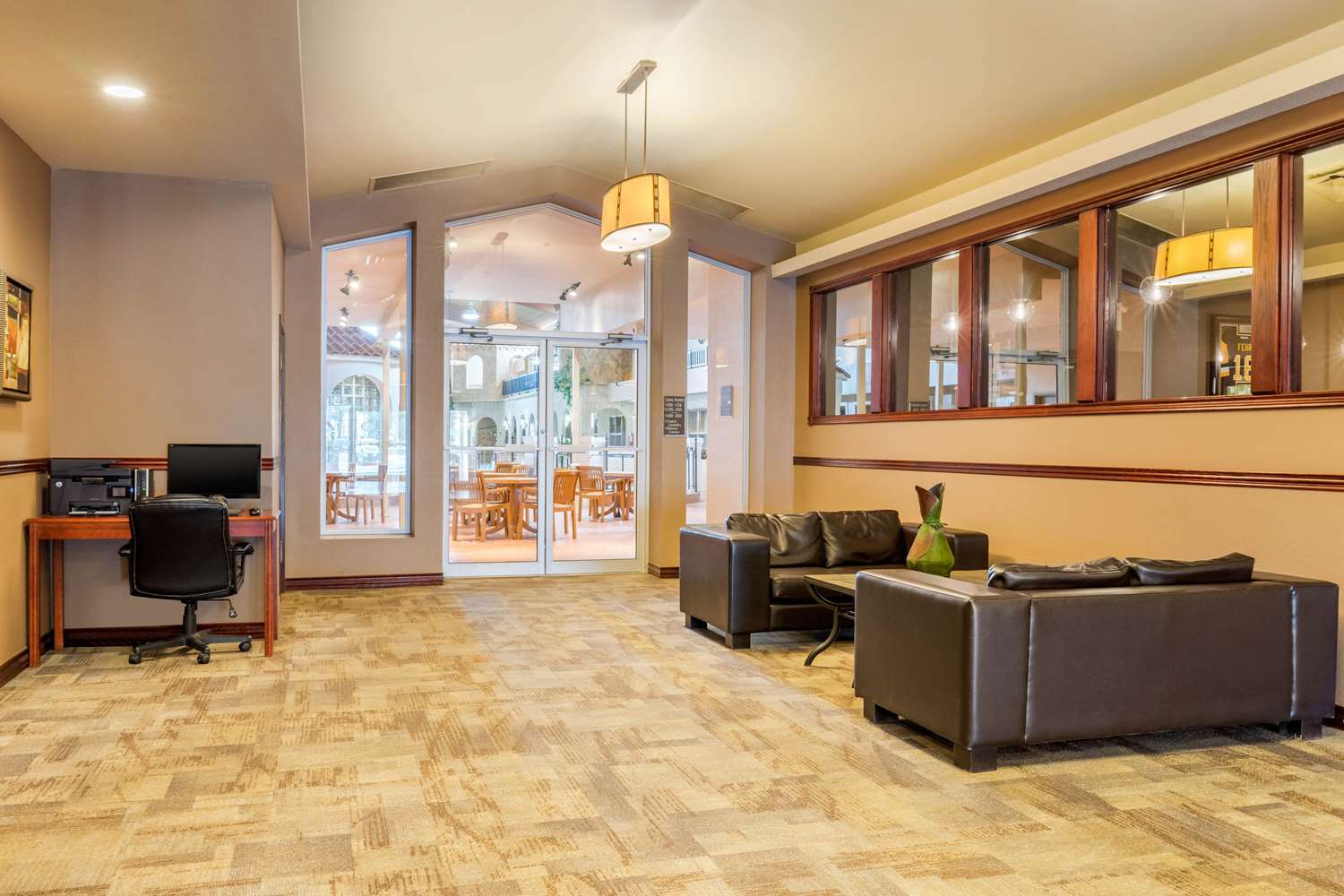 Quality Inn & Suites Winkler, MB 7/19