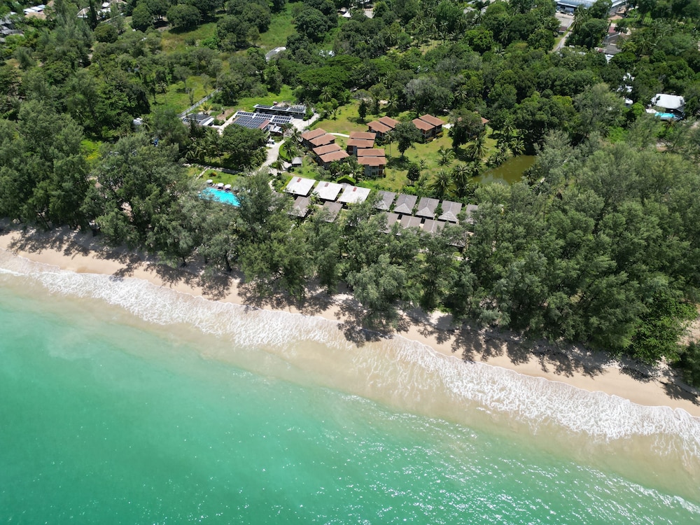Long Beach Chalet 72/75