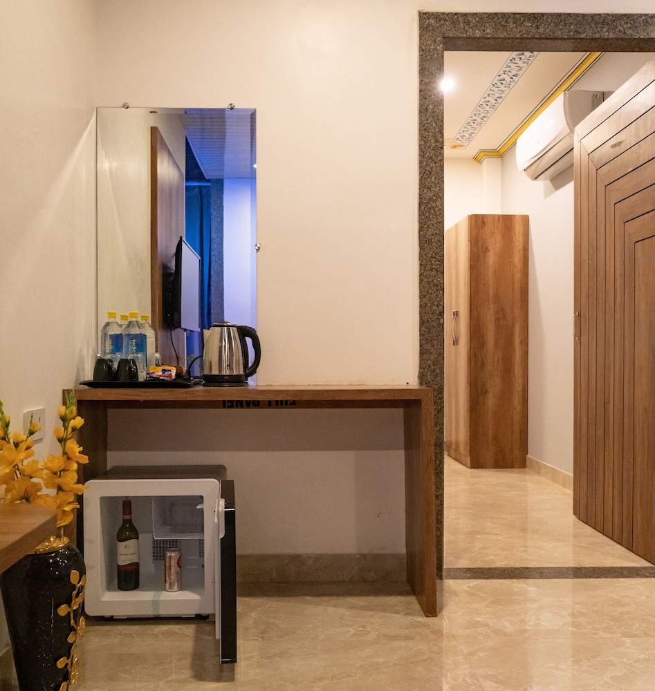 Pax Grand Blue Udaipur 11/50