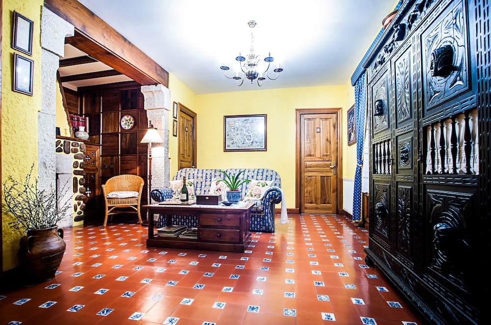 Casa De Aldea Riosol 7/36