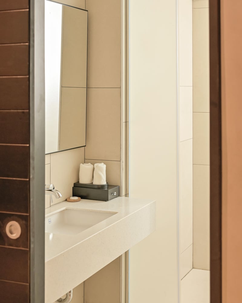 Triple E Hotel Metro Ben Thanh 49/50