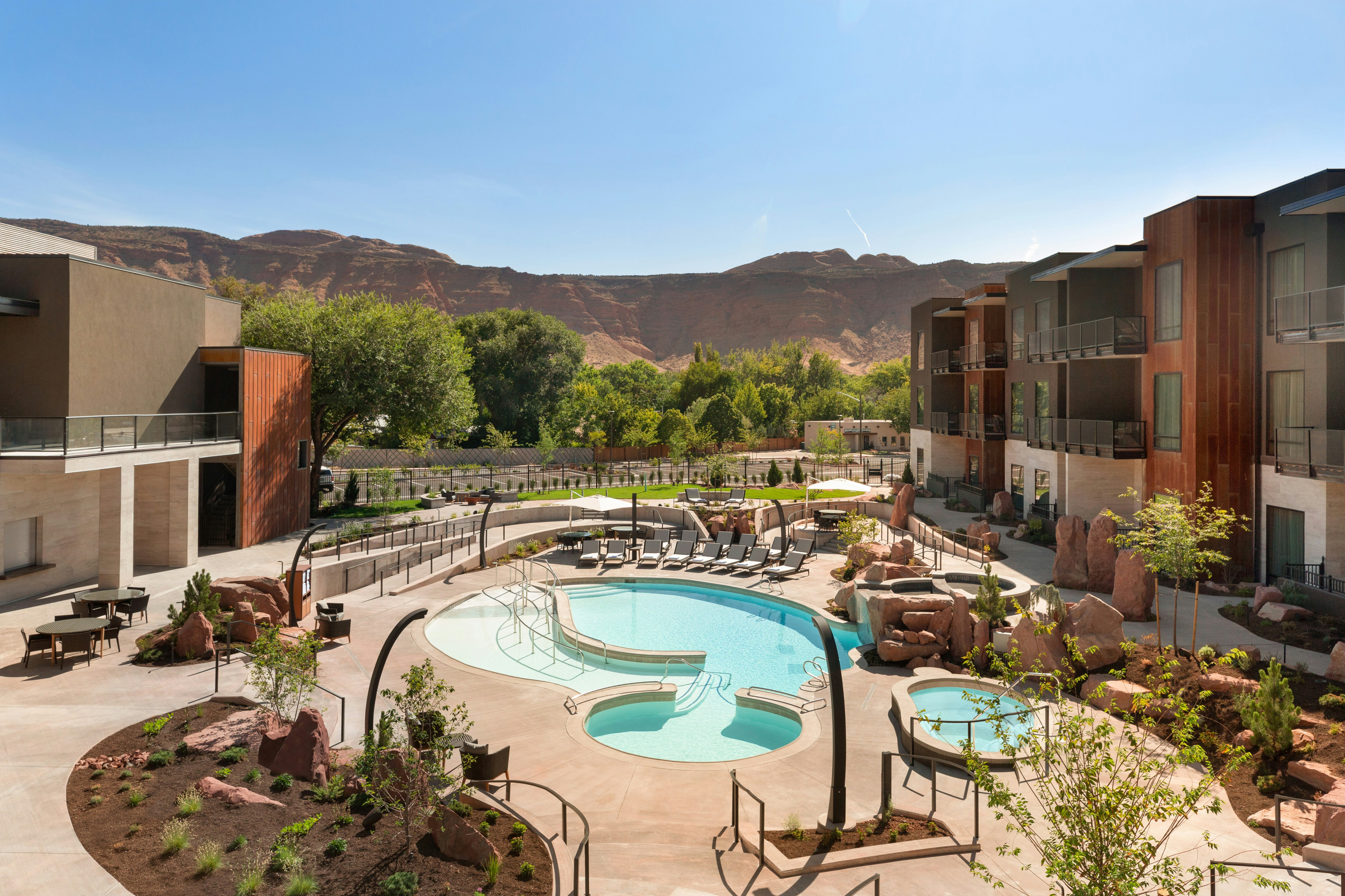 Hoodoo Moab, Curio Collection by Hilton 48/48
