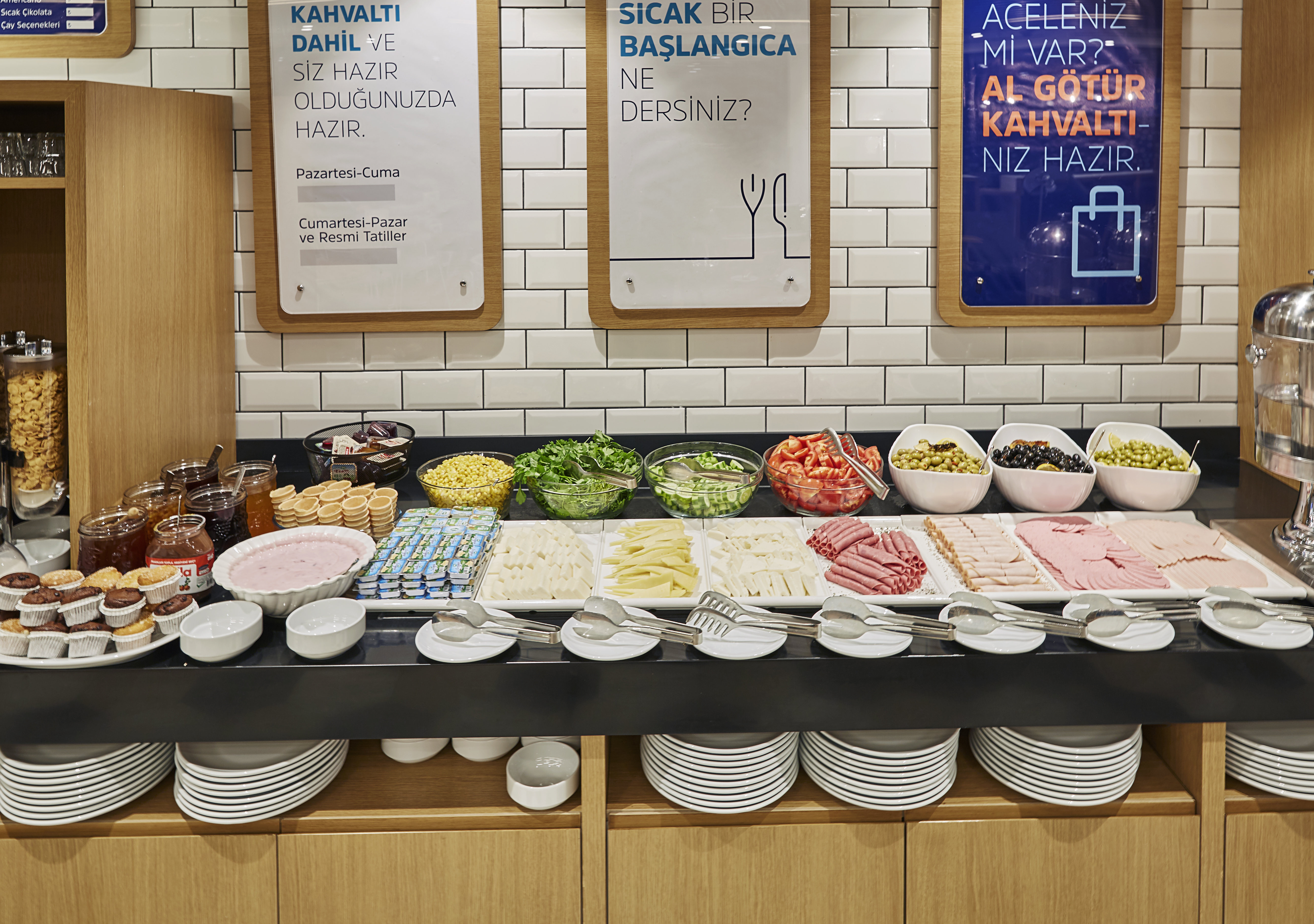 HOLIDAY INN EXPRESS ISTANBUL - ATAKOY METRO 32/42