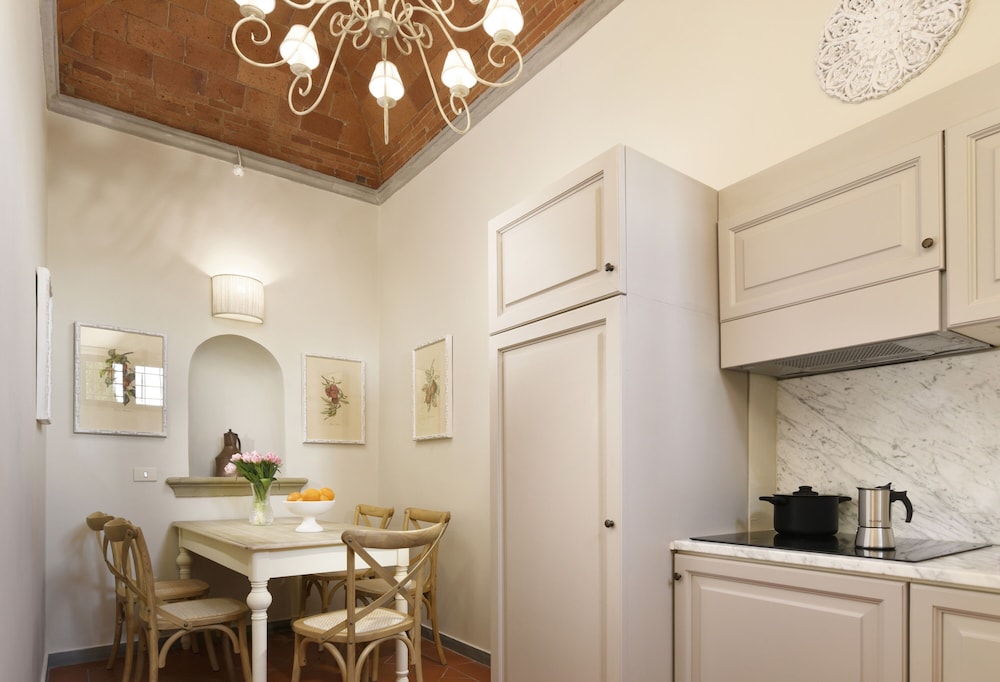 Borgo Antico Casalbosco 7/71